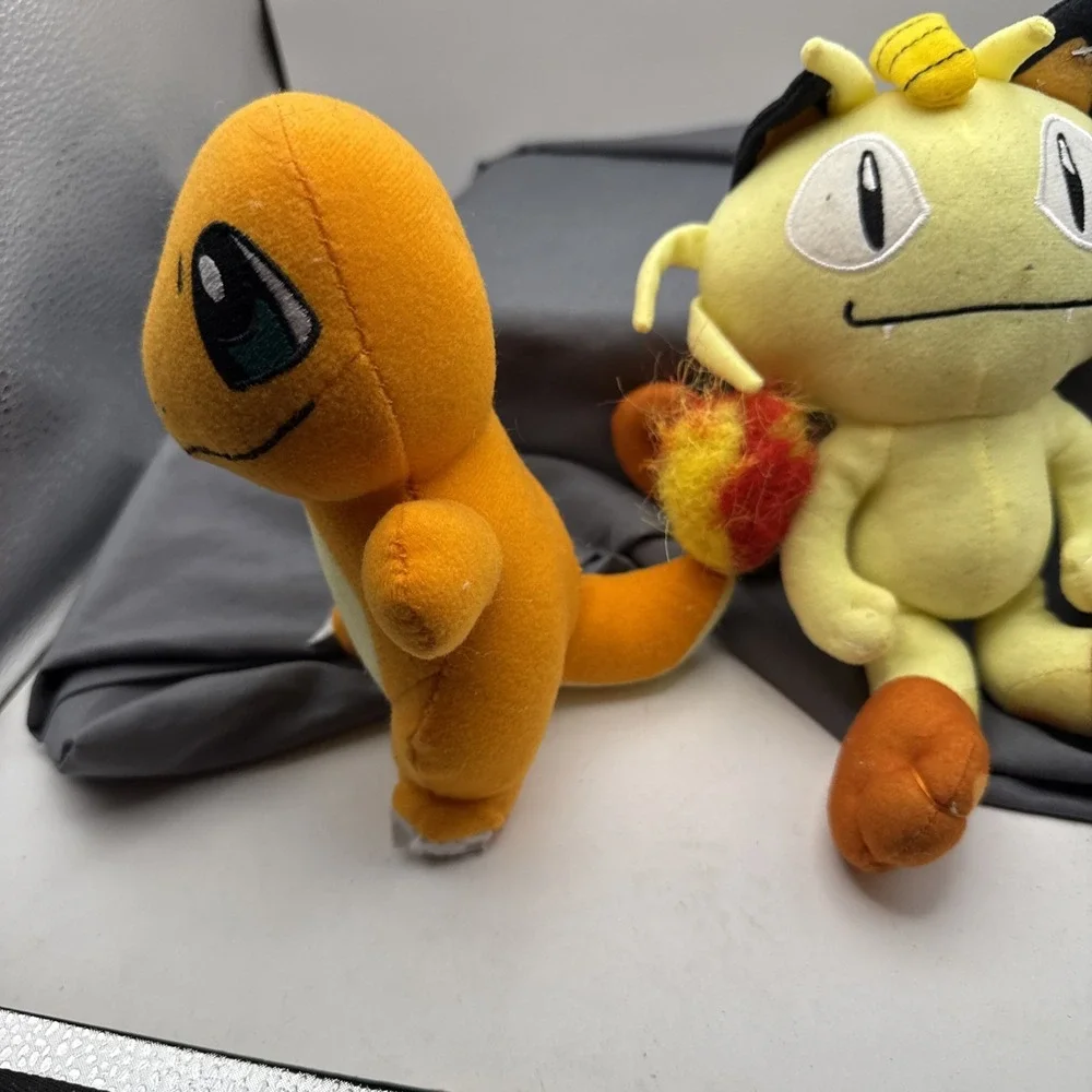 Pokémon Charmander And Meowith Plush Small Pre Owned